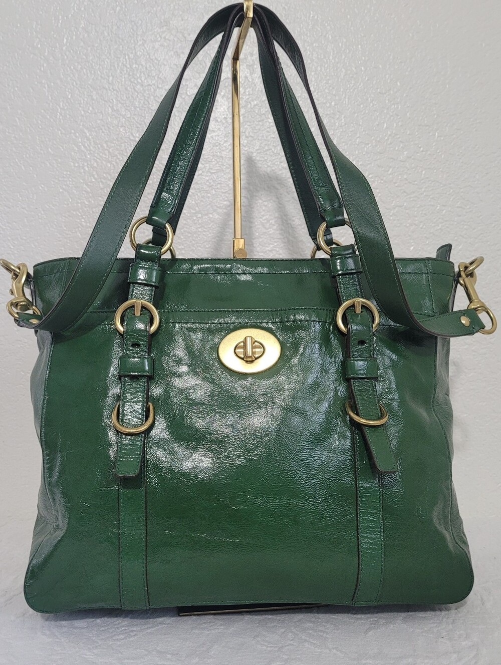 Vintage Coach F14022 Ergo Chelsea Green Patent Leather Pleated Tote Bag Purse